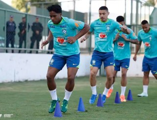 Ainda incompleta, Seleção Brasileira faz primeiro treino em Brasília antes de enfrentar a Colômbia