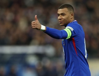 Kylian Mbappé vibra com classificação da França na Liga das Nações