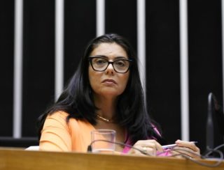 Projeto obriga condenado por violência contra mulher a participar de reeducação antes da liberdade