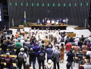 Lembrança da luta contra a violência política marca homenagem a Marielle e Anderson