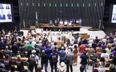 Lembrança da luta contra a violência política marca homenagem a Marielle e Anderson